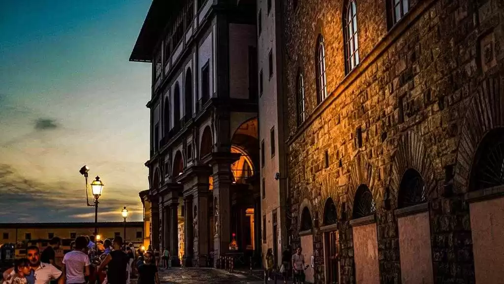 Lungarno degli Archibusieri