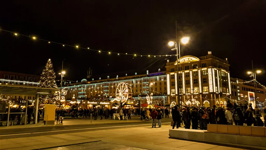 Drezno - Jarmark Świąteczny, Altmarkt nocą