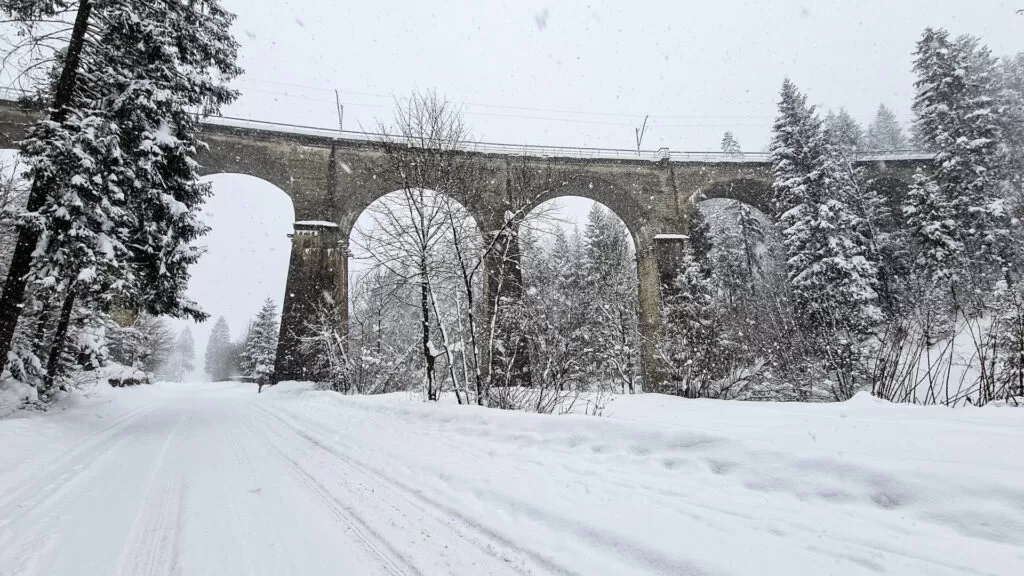 Wiadukt kolejowy Wisła Głębce