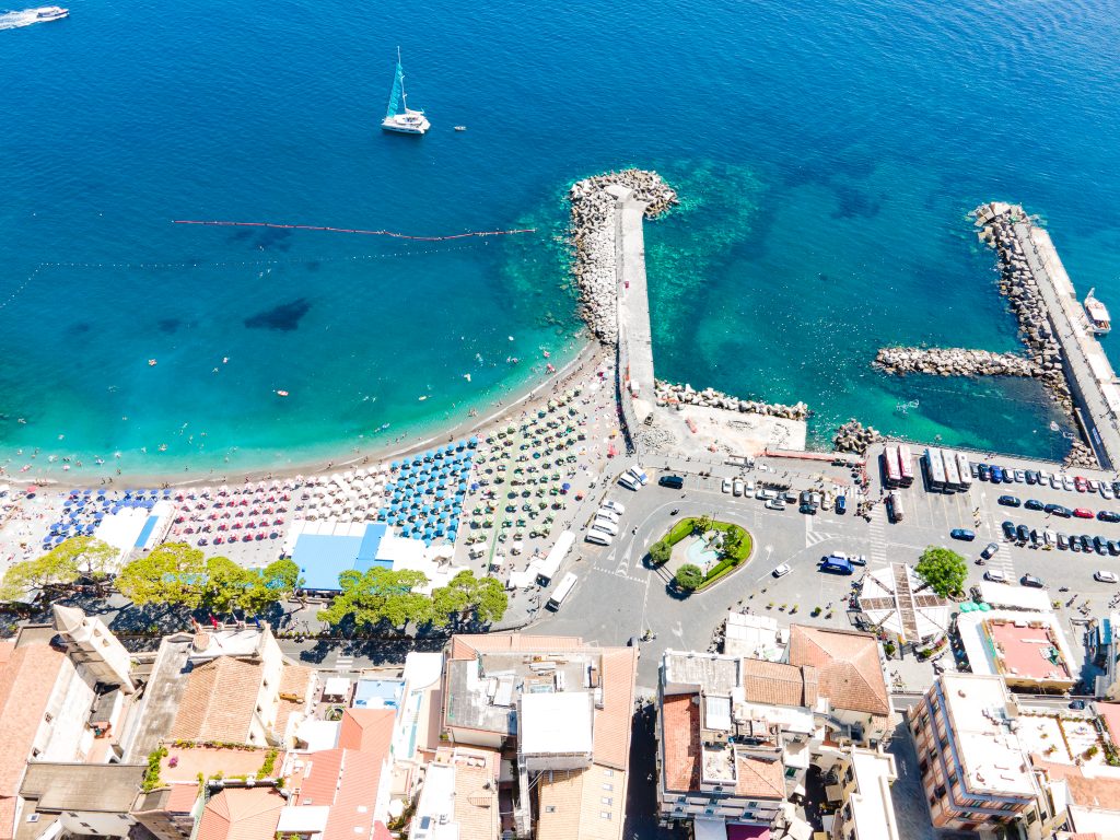 Amalfi, rondo i port