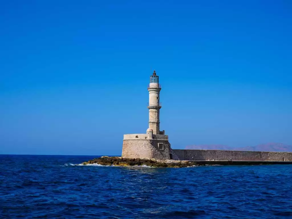 latarnia morska, zwana „egipską” w Chanii