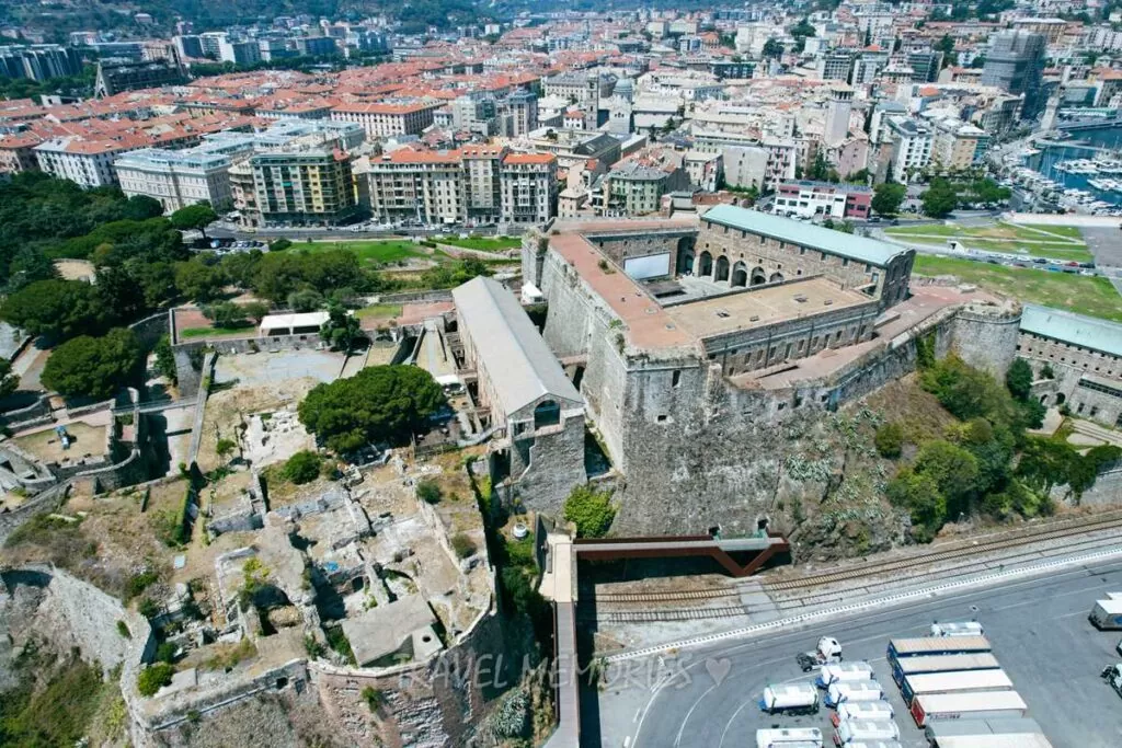 Savona z drona Bastion de Santa Caterina