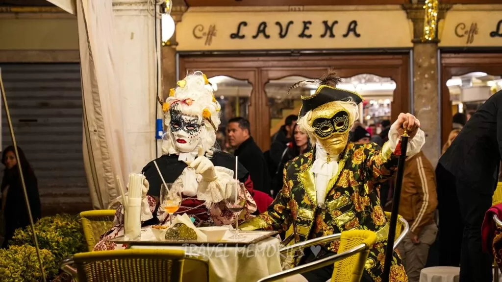 Karnawał w Wenecji 2023, kostiumy i maski, Lavena