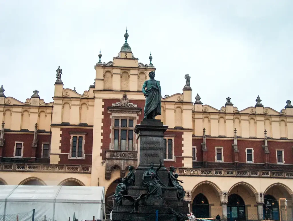pomnik Adama Mickiewicza w Krakowie