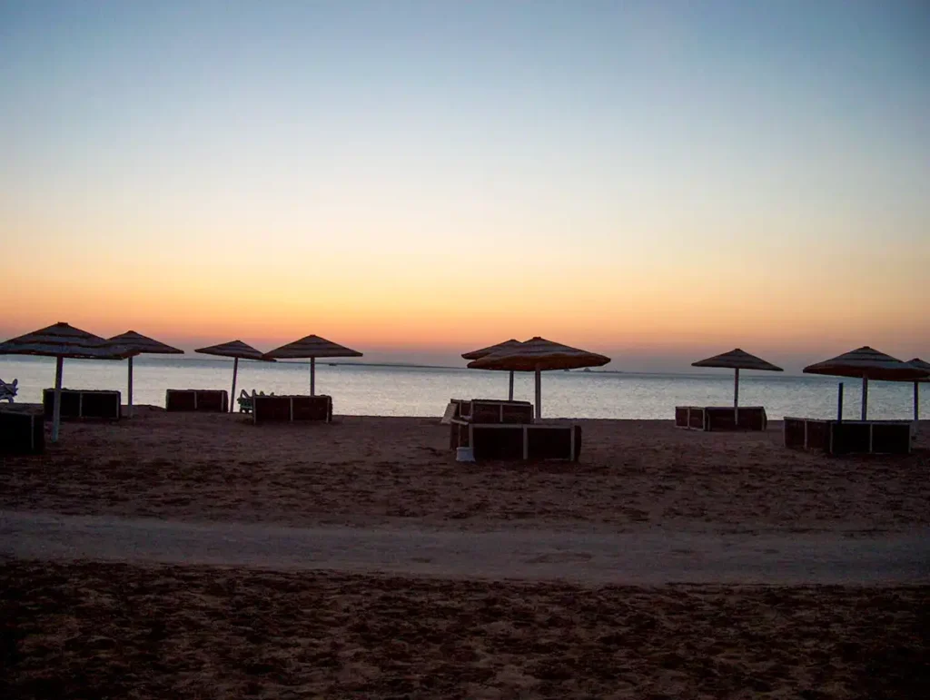 wschód słońca, plaża Hurghada