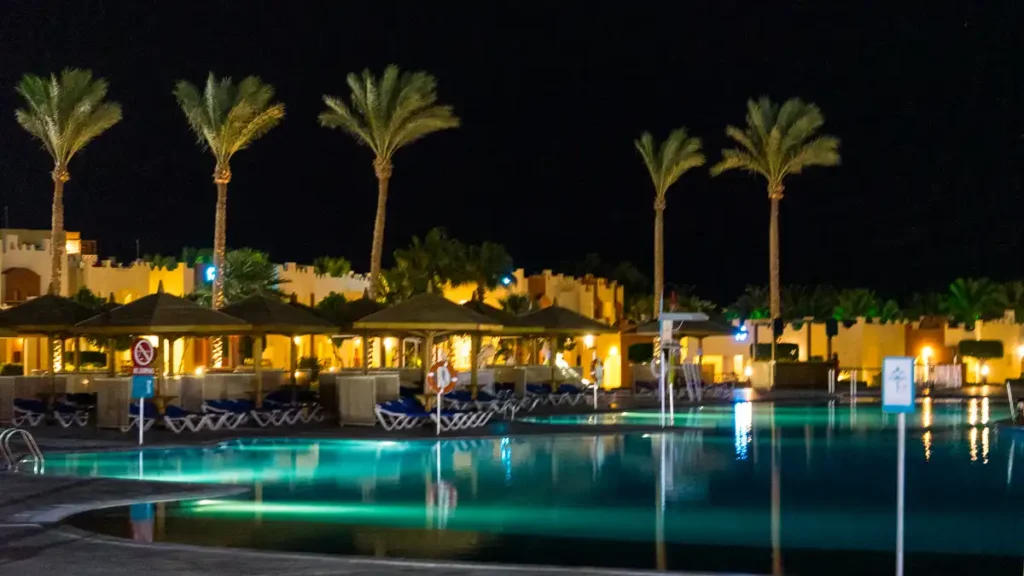 baseny nocą Hurghada