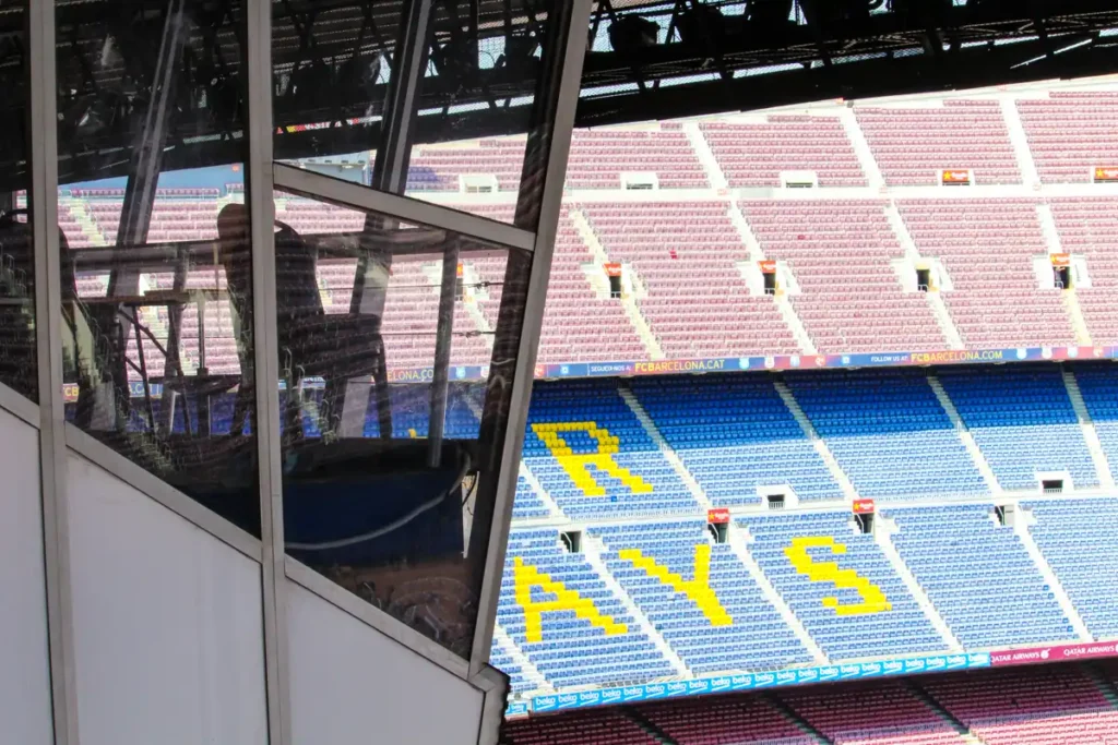 Camp Nou widok na lożę prasową