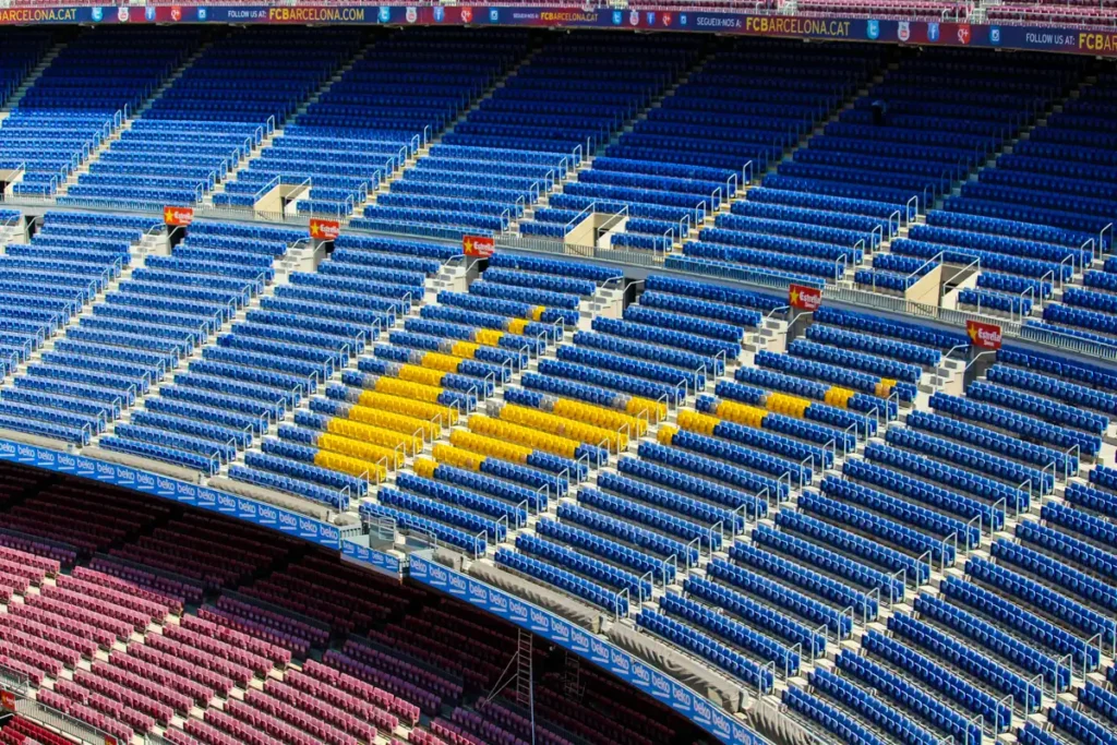 Trybuny starego stadionu Camp Nou