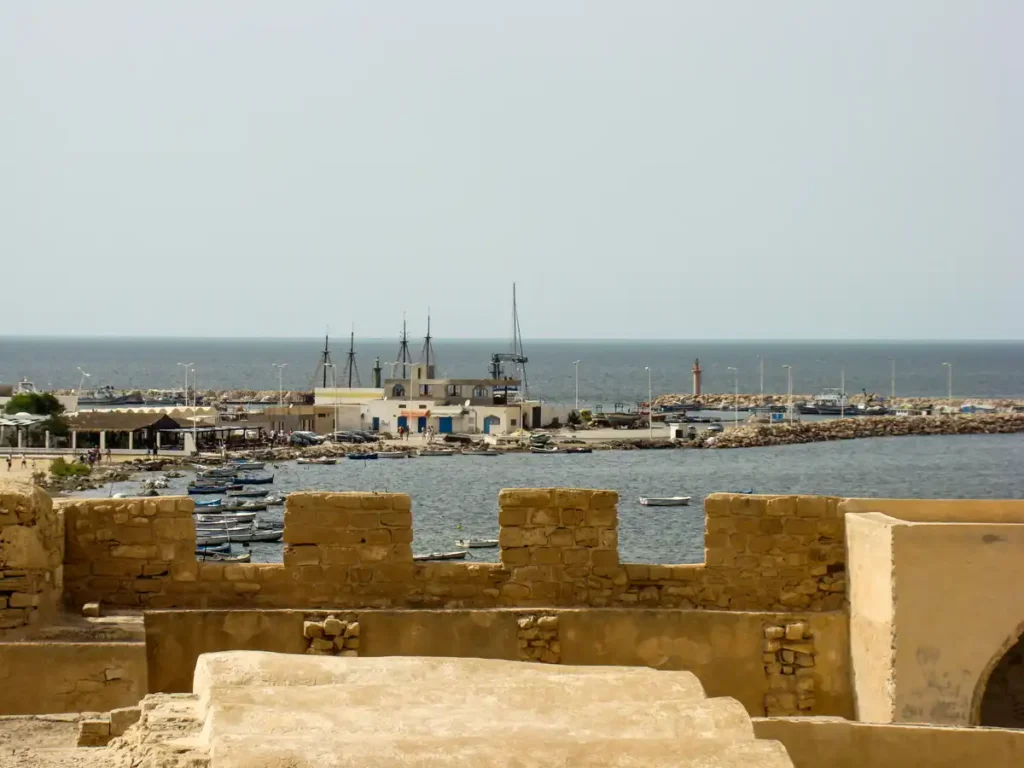 Gazi Mustapha Tower i Port De Houmt Souk