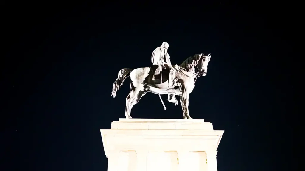 Giuseppe Garibaldi w Rzymie oświetlony
