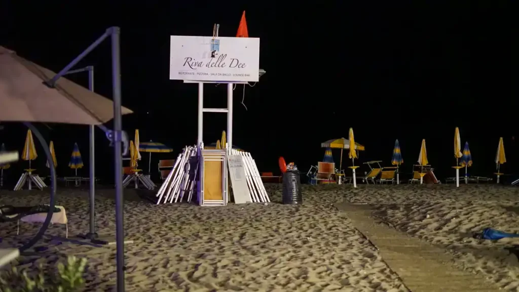 Venetico plaża nocą